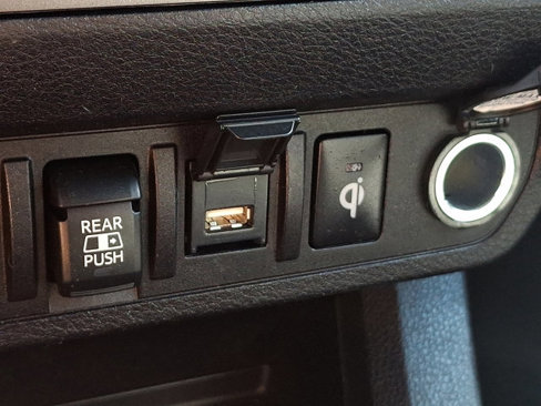 Used 2022 Toyota Tacoma TRD Off-Road image 24