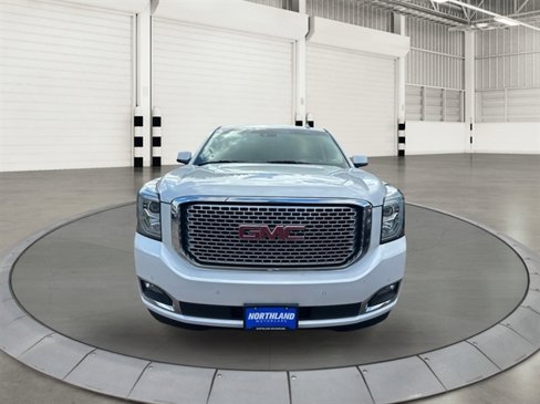 Used 2016 GMC Yukon XL Denali w/ Open Road Package image 8
