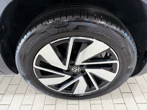 Certified 2025 Volkswagen Atlas SEL image 34