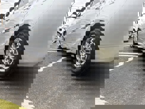 Used 2016 Toyota Prius Three Touring image 6