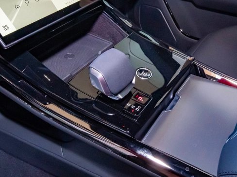 New 2025 Land Rover Range Rover Sport Dynamic SE image 27
