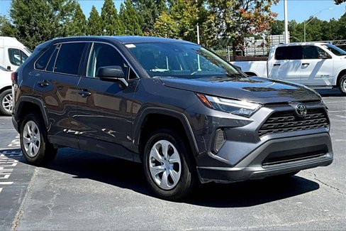 Used 2024 Toyota RAV4 LE image 2