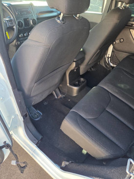 Used 2015 Jeep Wrangler Unlimited Sport image 11