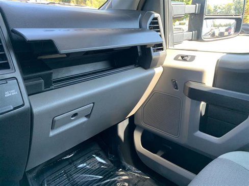 Used 2020 Ford F350 XL w/ STX Appearance Package image 24