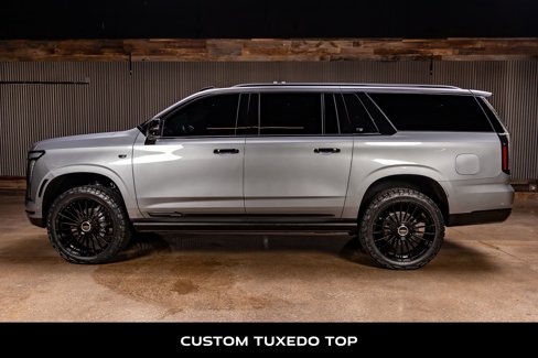 Used 2025 Cadillac Escalade ESV Sport Platinum image 6