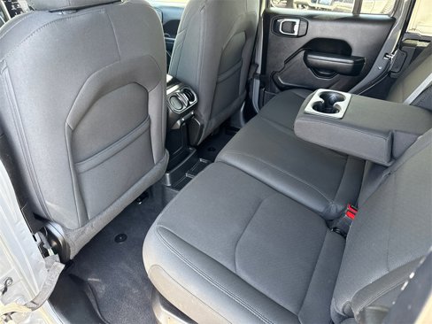 Used 2023 Jeep Wrangler Unlimited image 21