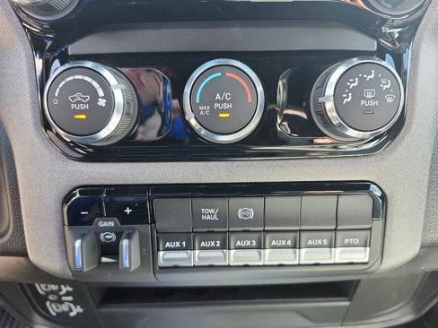 New 2025 RAM 5500 Tradesman image 23