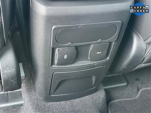 Used 2023 Ford Explorer XLT w/ Equipment Group 202A image 10