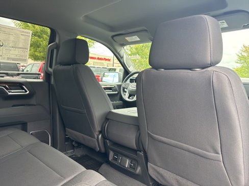 New 2026 GMC Sierra 1500 Elevation image 22