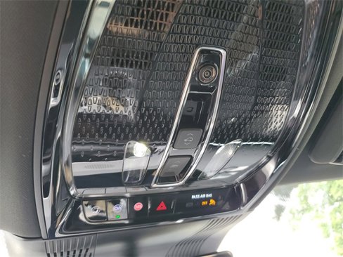 New 2026 Cadillac Vistiq Sport image 20