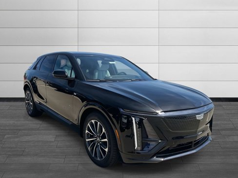 New 2026 Cadillac Lyriq Sport image 7