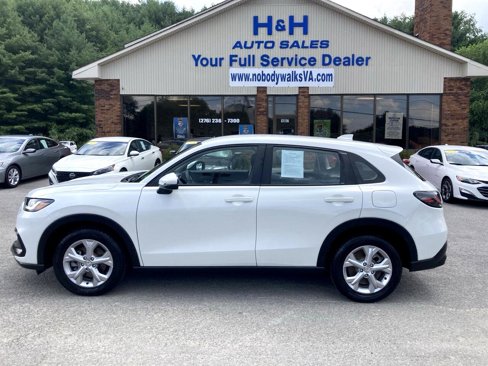 Used 2023 Honda HR-V LX image 8
