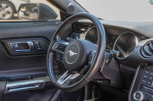 Used 2017 Ford Mustang Coupe image 40