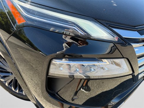 Used 2024 Nissan Rogue Platinum w/ Platinum Premium Package image 23