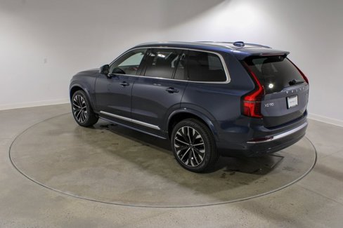 New 2026 Volvo XC90 B6 Plus w/ Protection Package image 3
