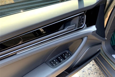 New 2025 Porsche Panamera 4 image 27