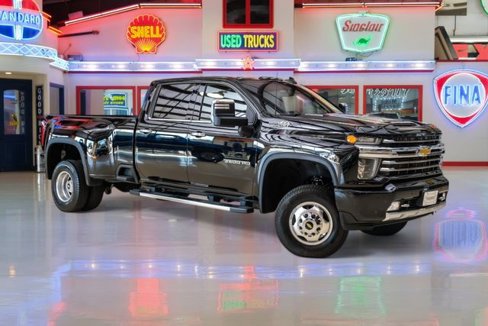Used 2022 Chevrolet Silverado 3500 High Country w/ Safety Package II image 1