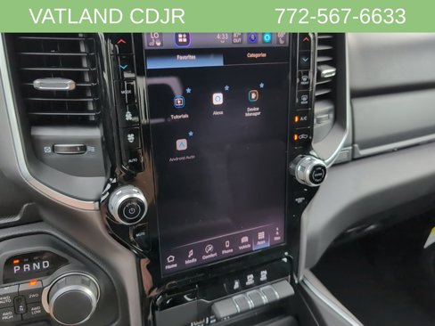 New 2026 RAM 1500 4x4 Crew Cab image 19