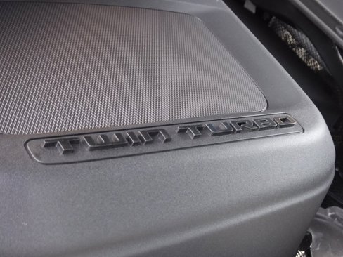 New 2026 RAM 1500 4x4 Crew Cab image 4