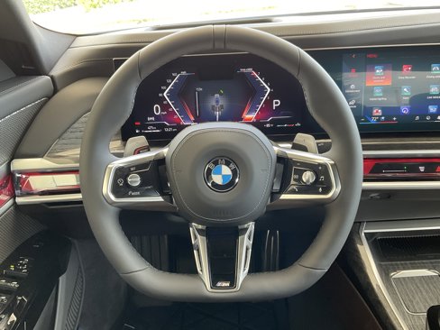 New 2026 BMW 740i w/ Executive Package image 13