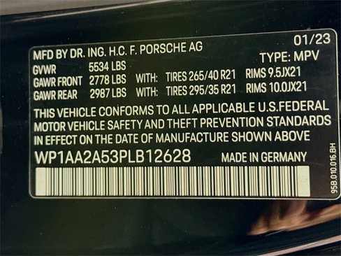 Used 2023 Porsche Macan Turbo image 26