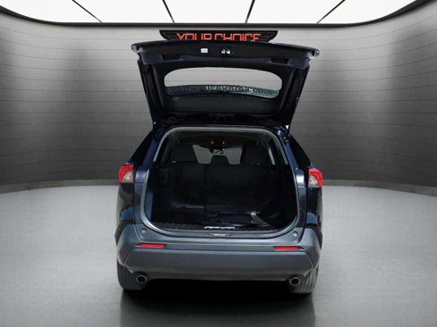 Used 2021 Toyota RAV4 LE image 20