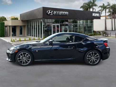 Used 2017 Toyota 86 image 6