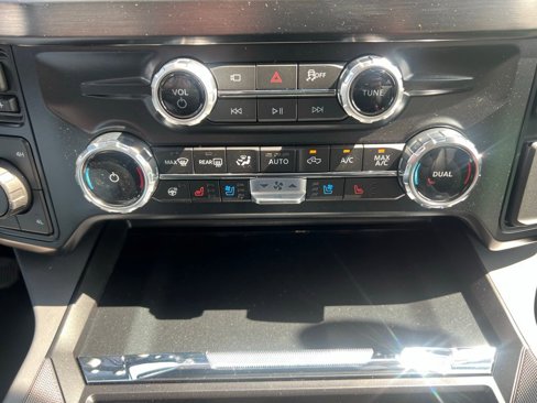 New 2026 Ford F350 Lariat w/ Chrome Package image 31