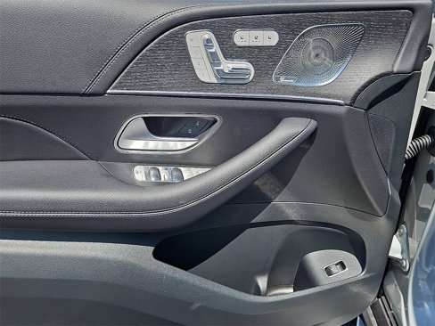 New 2025 Mercedes-Benz GLS 580 4MATIC image 19