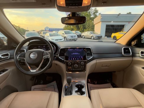 Used 2019 Jeep Grand Cherokee Limited image 40
