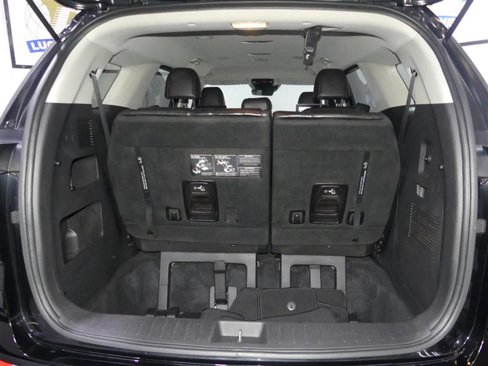 Used 2022 Kia Carnival LX image 9