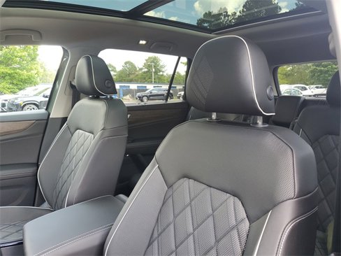 New 2026 Volkswagen Atlas SEL Premium R-Line image 15