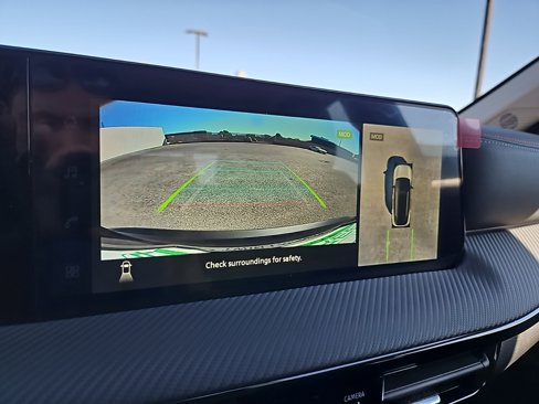 New 2026 Nissan Kicks SR w/ Cold Weather Package image 15