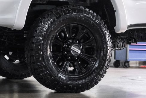 Used 2022 Ford F250 Platinum w/ Tremor Off-Road Package image 54