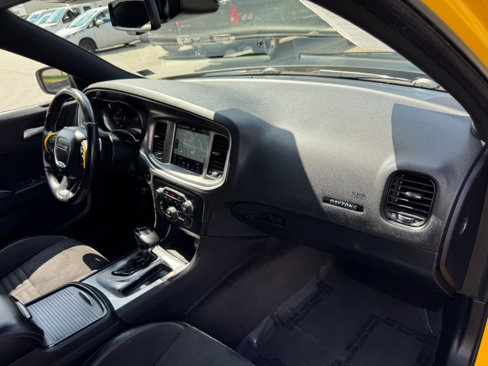 Used 2018 Dodge Charger R/T image 19