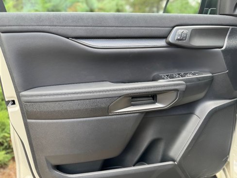 New 2025 Ford Ranger Raptor image 9