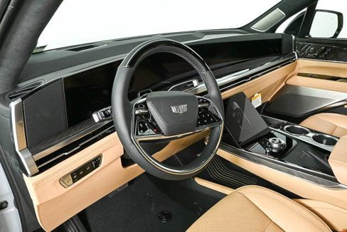 New 2025 Cadillac Escalade IQ Sport 2 image 4