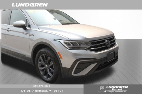 Used 2023 Volkswagen Tiguan SE image 35