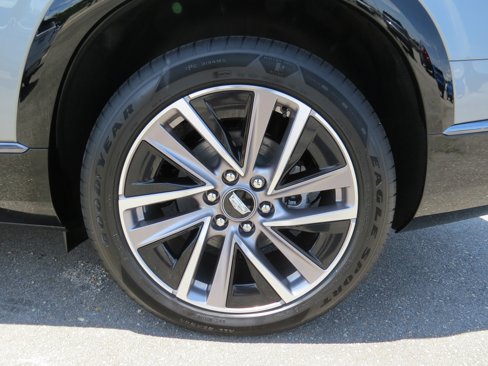 New 2026 Cadillac Vistiq Sport w/ LPO, Floor Liner Package image 11