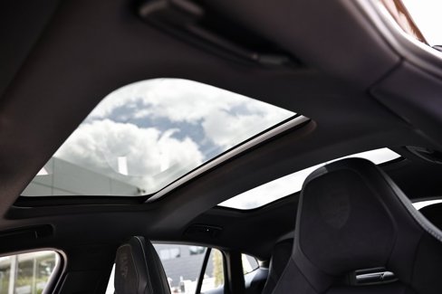 New 2025 Porsche Panamera 4 image 23