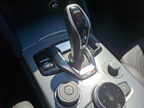 New 2025 Alfa Romeo Stelvio Tributo Italiano w/ Active Assist Plus Package image 9