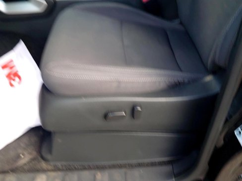 Used 2023 Nissan Frontier SV image 17