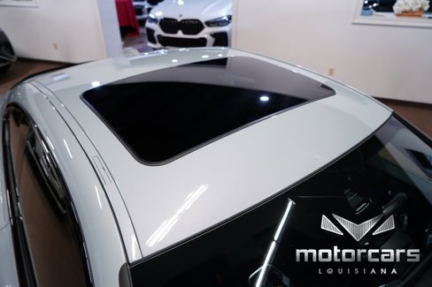 Used 2024 BMW 230i Coupe w/ Premium Package image 15
