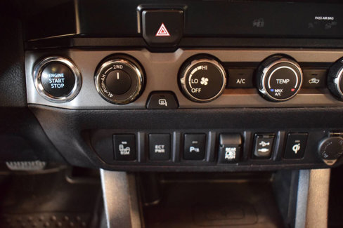 Used 2019 Toyota Tacoma TRD Off-Road w/ Technology Package image 60