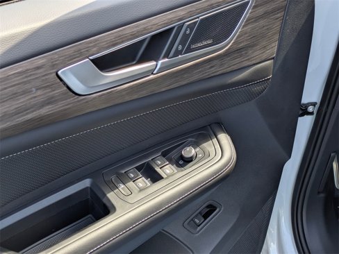 New 2025 Volkswagen Atlas SEL Premium R-Line image 11