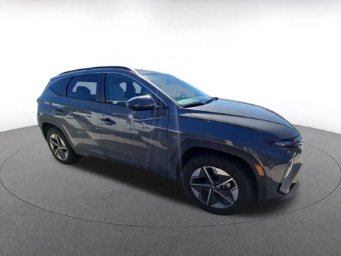 Used 2025 Hyundai Tucson SEL image 2