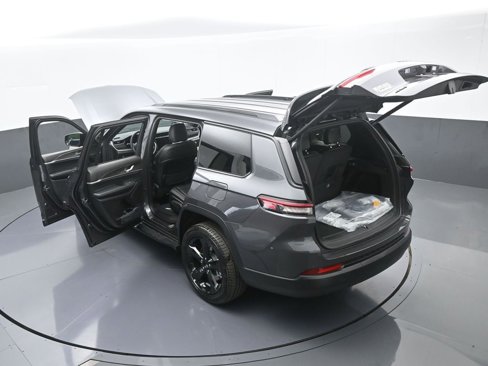 New 2025 Jeep Grand Cherokee L Limited w/ Black Appearance Package image 64
