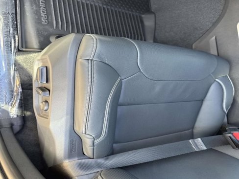 New 2026 Toyota Tundra SR5 w/ SR5 Premium Package image 9