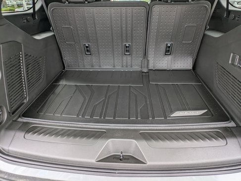 New 2026 Chevrolet Suburban LT image 26