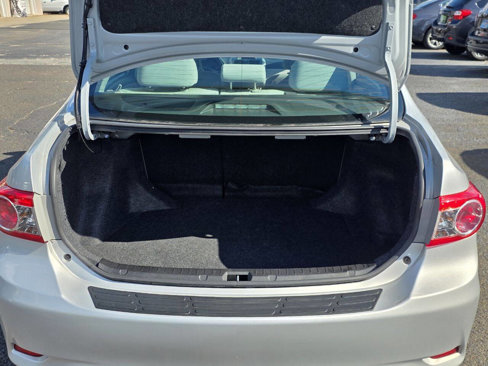 Used 2013 Toyota Corolla LE Special Edition image 17